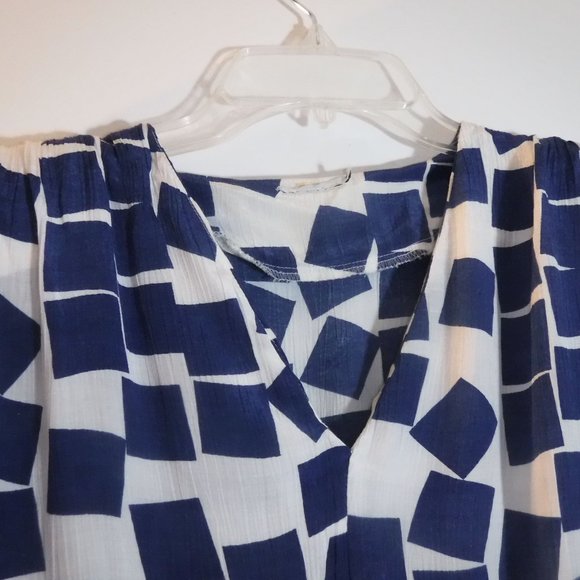 v-neck chiffon kimono-style geometric-print dress, vintage 1970s-1980s - Picture 9 of 16